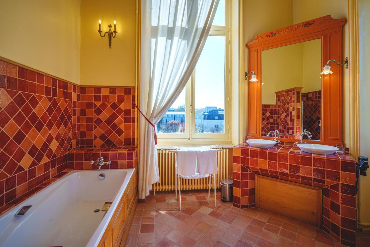 Chateau La Comtesse De Loire & Spa Saumur Esterno foto